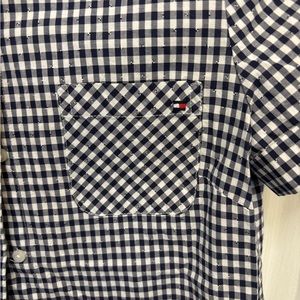 Tommy Hilfiger women’s button down shirt